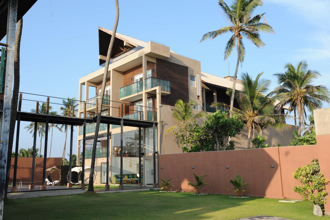 Saprin Beach Resort Ушветакейева Екстериор снимка