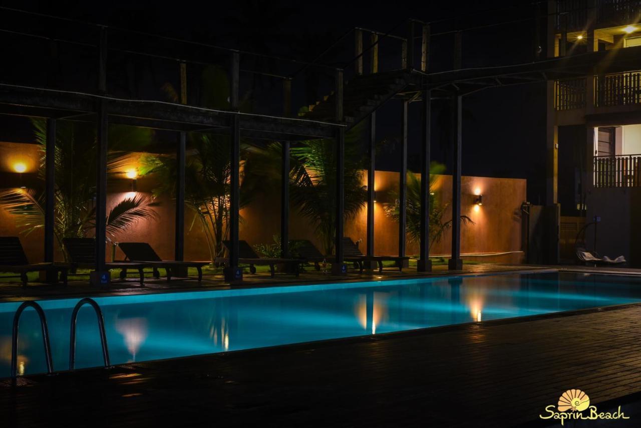 Saprin Beach Resort Ушветакейева Екстериор снимка