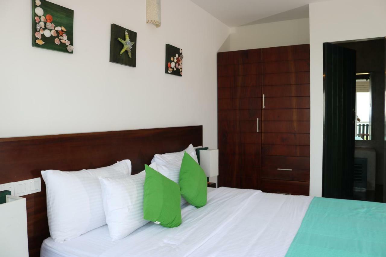 Saprin Beach Resort Ушветакейева Екстериор снимка