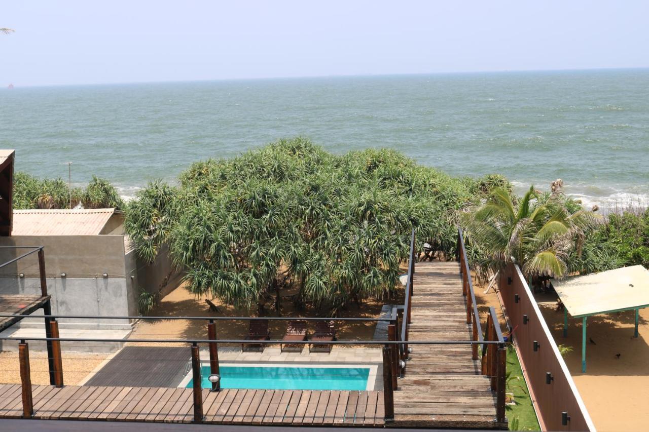 Saprin Beach Resort Ушветакейева Екстериор снимка